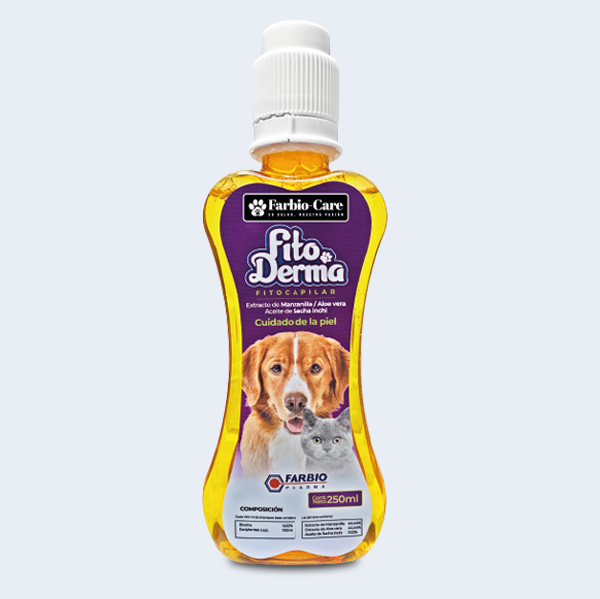 Shampoo Fito Derma Cuidado de la piel frasco de 250mL con extractos liofilizados en la tapa de Aloe Vera, Sacha inchi (omegas) y manzanilla